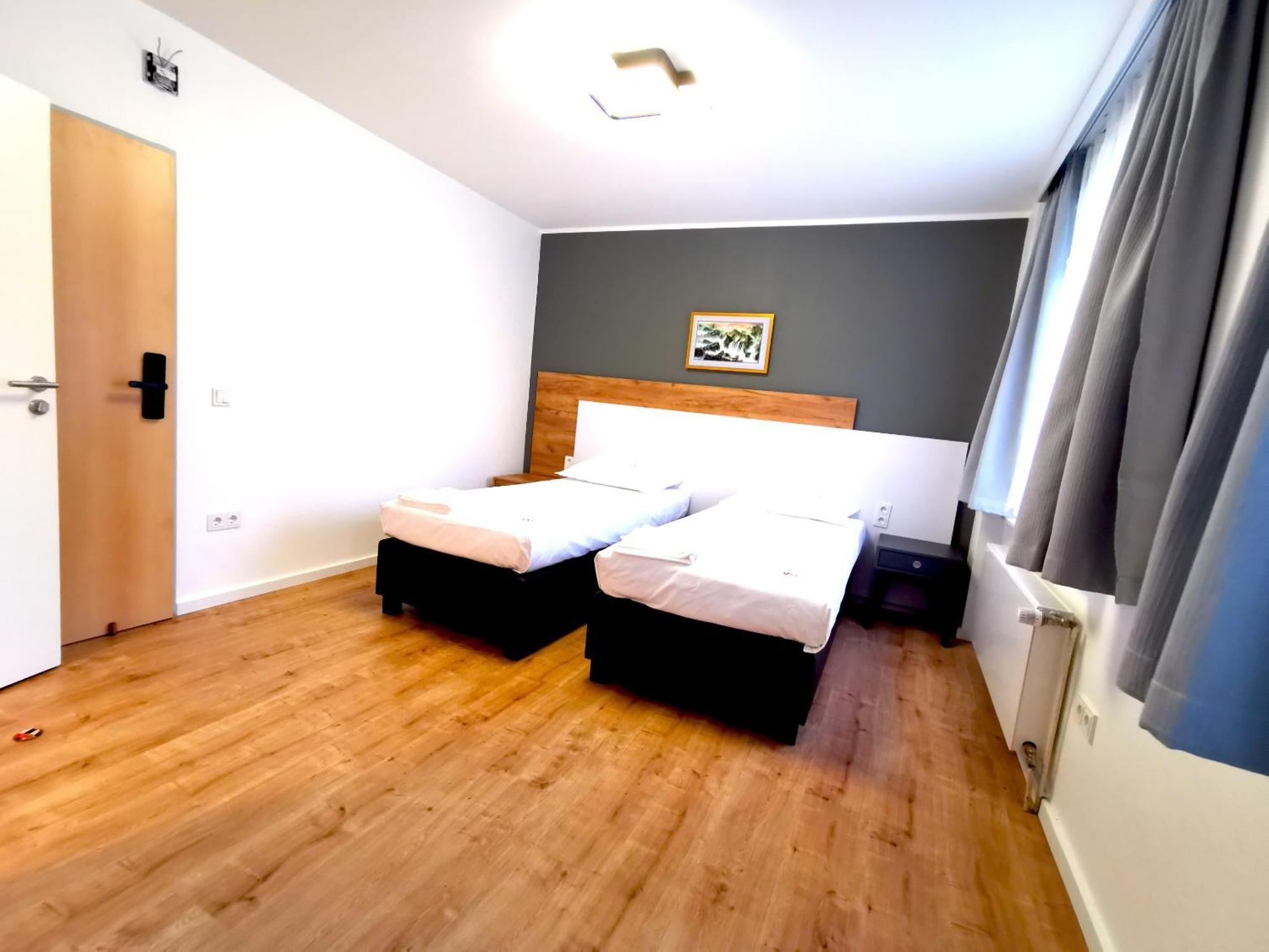 Home Inn Hotel Dormagen Εξωτερικό φωτογραφία