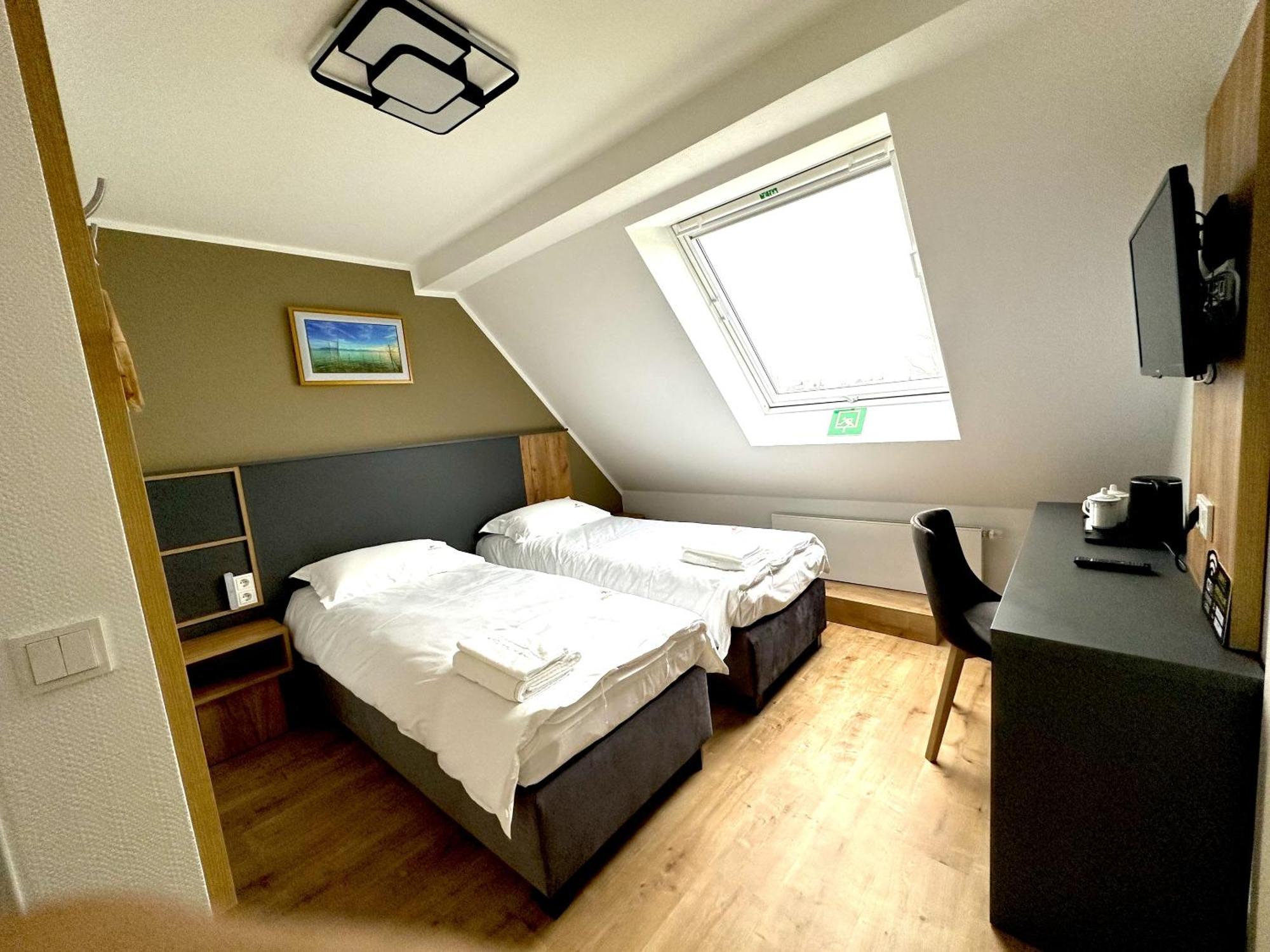 Home Inn Hotel Dormagen Δωμάτιο φωτογραφία
